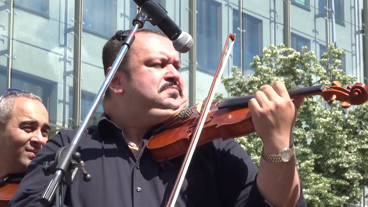 IVAN HERAK BAND - romská muzika / Praha srdce národů 2019 pá, č.4