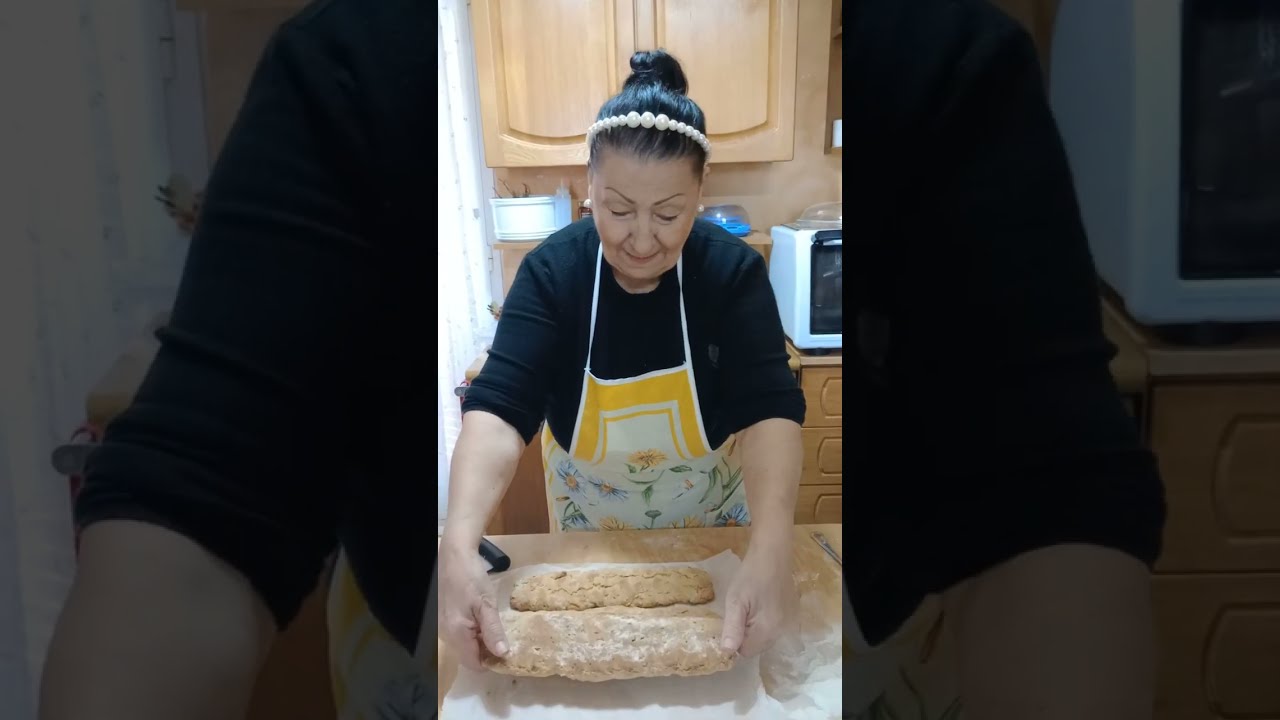 Tozzetti con le noci, gustosi, croccanti, e perfetti da gustare in ogni occasione!!