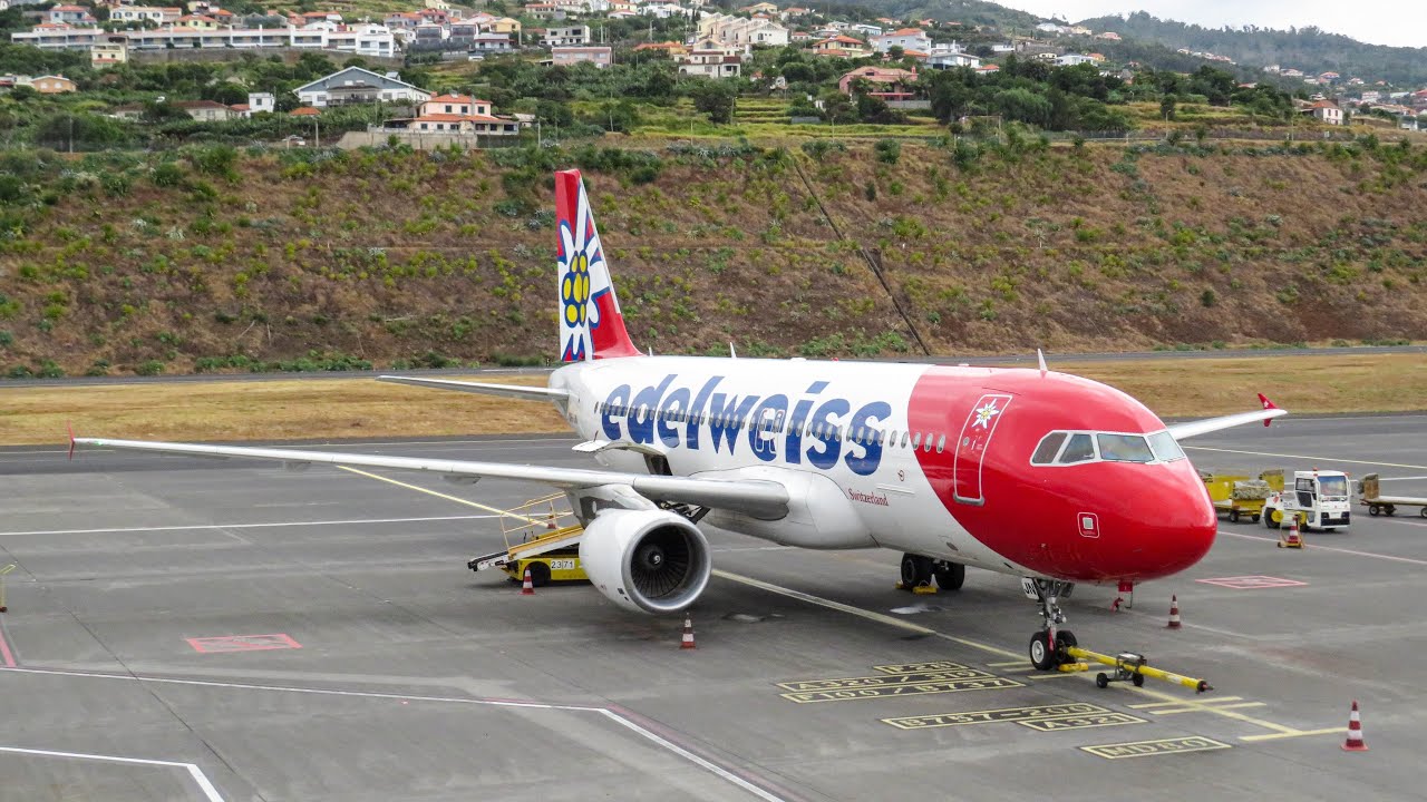 *World most dangerous airport 😱😱😱* Edelweiss | Airbus A320 | Zürich (ZRH) - Madeira Funchal (FNC)