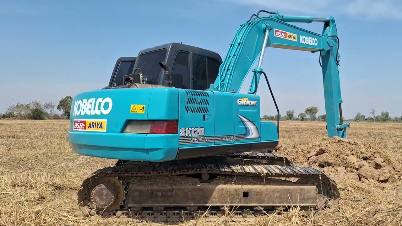 รีวิวรถขุดยอดนิยมในอดีตจนถึงปัจจุบัน kobelco sk120-1  พร้อมทำงานลอกนา excavator and truck