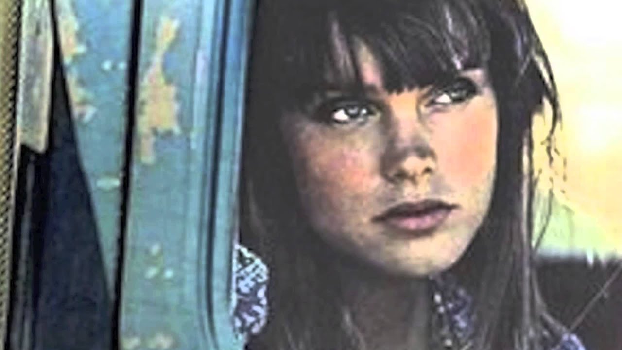 Valerie Carter 