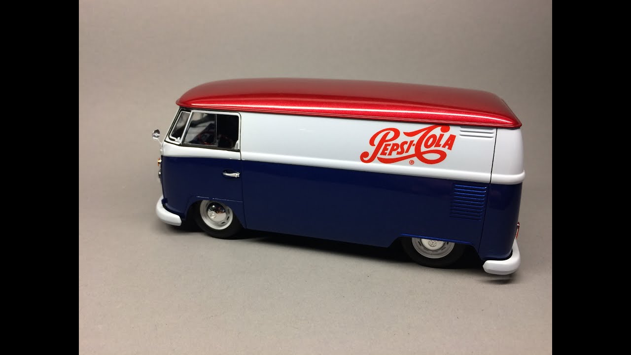 Hasegawa VW T1 Type 2 Bus SlideShow