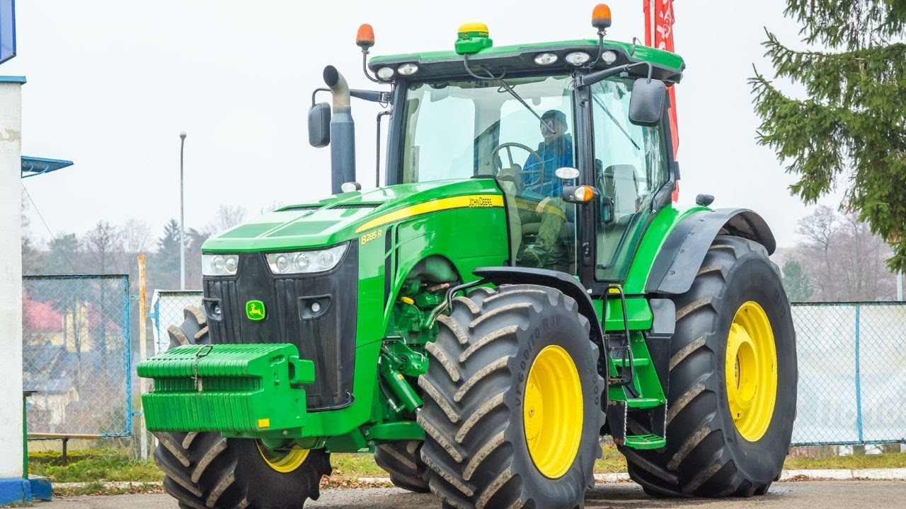 JOHN DEERE 8285R -  2012
