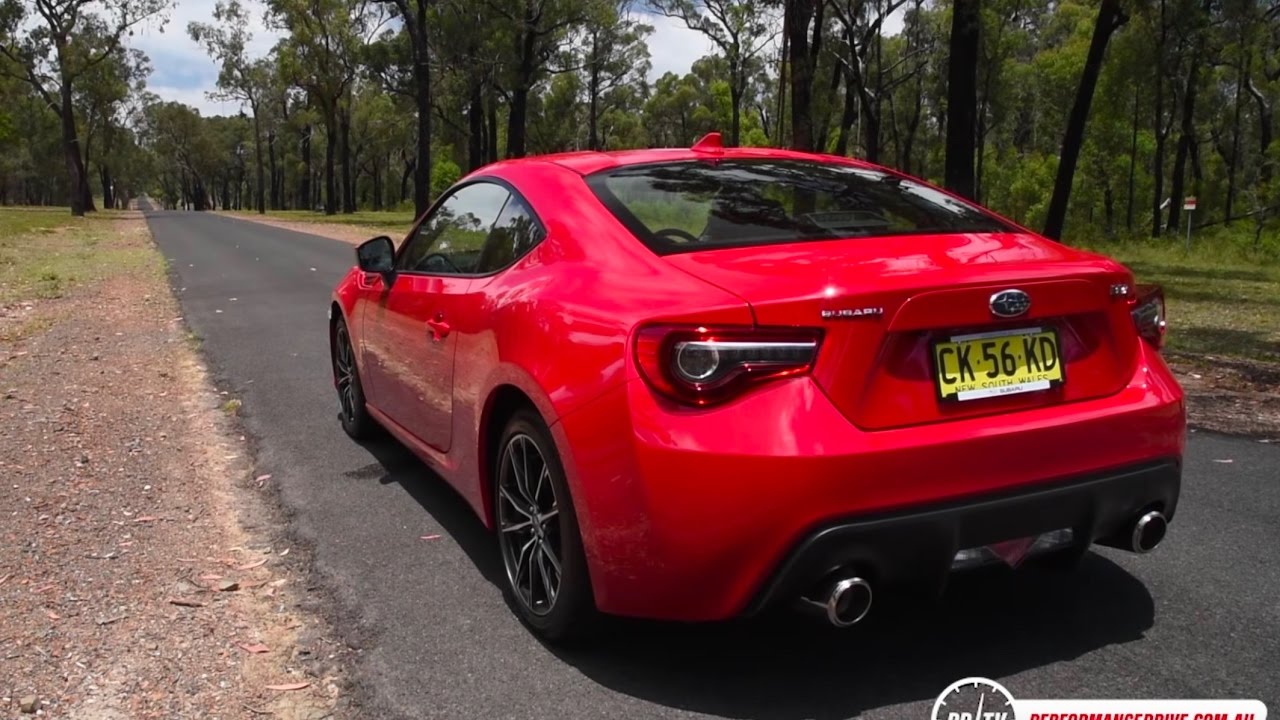2017 Subaru BRZ 0-100km/h & engine sound (manual)