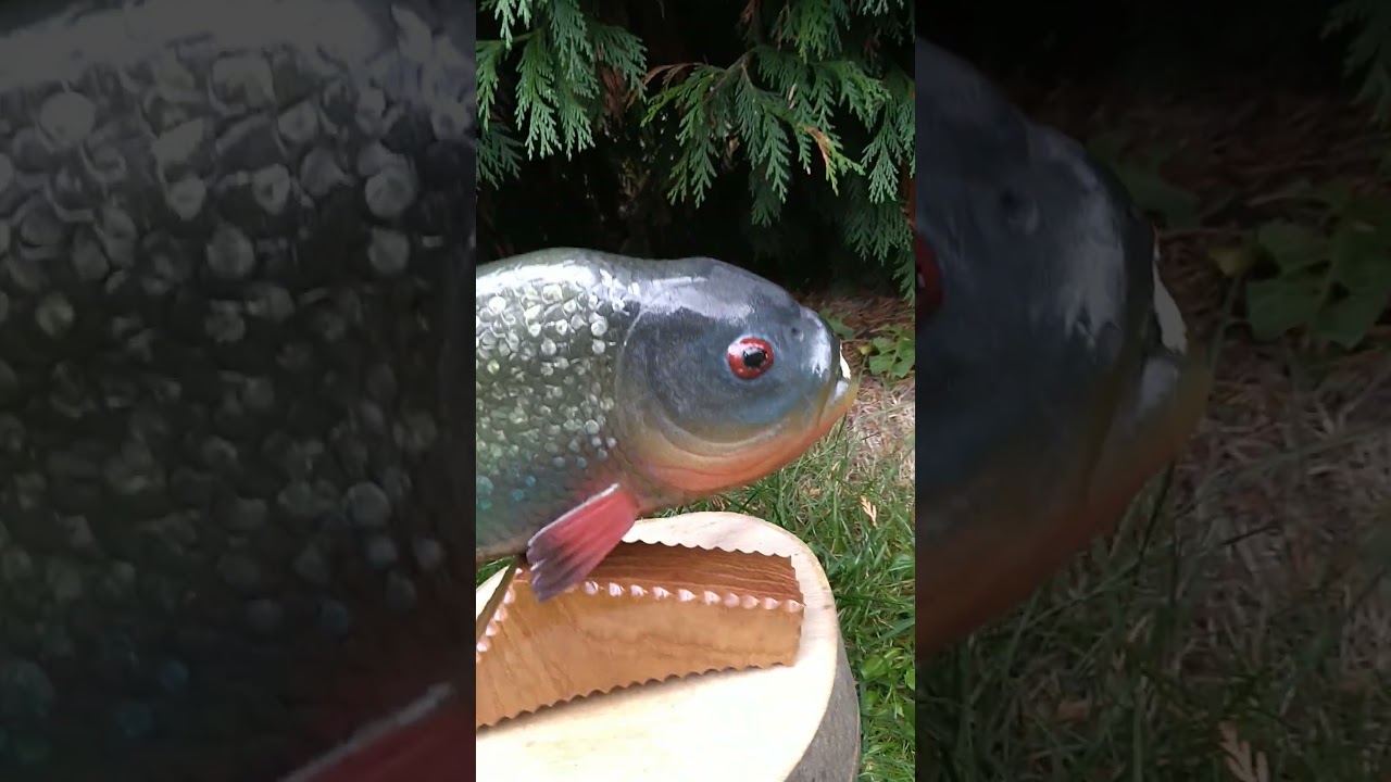 Piranha made of lime wood, 38cm L 