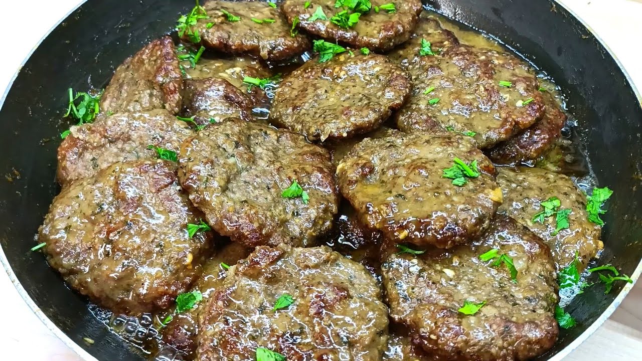 عزمت حماتي بنصف مفروم⁉️ضاعفت اللحمه كفتة الطاسه بصوص الزبادي وكمان ضاعفت الأرز بمكون واحد احلى عزومه
