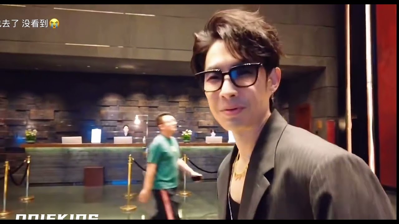 【小片段】吳建豪VanNess Wu 上班前跟拍｜披荊斬棘哥哥