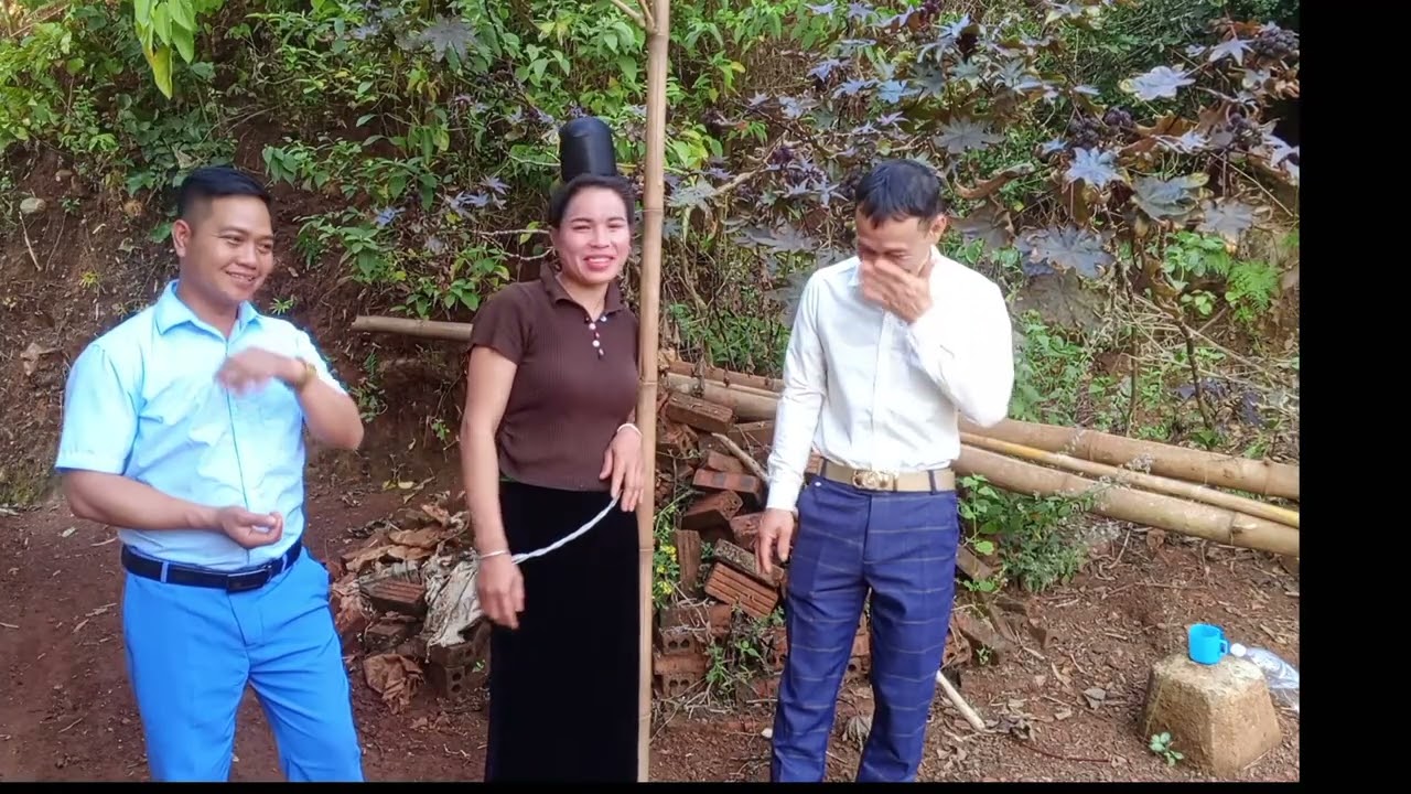Xuân Quý với quảng sương khắp bà nhính điêu pi nong tỏn lé nớ