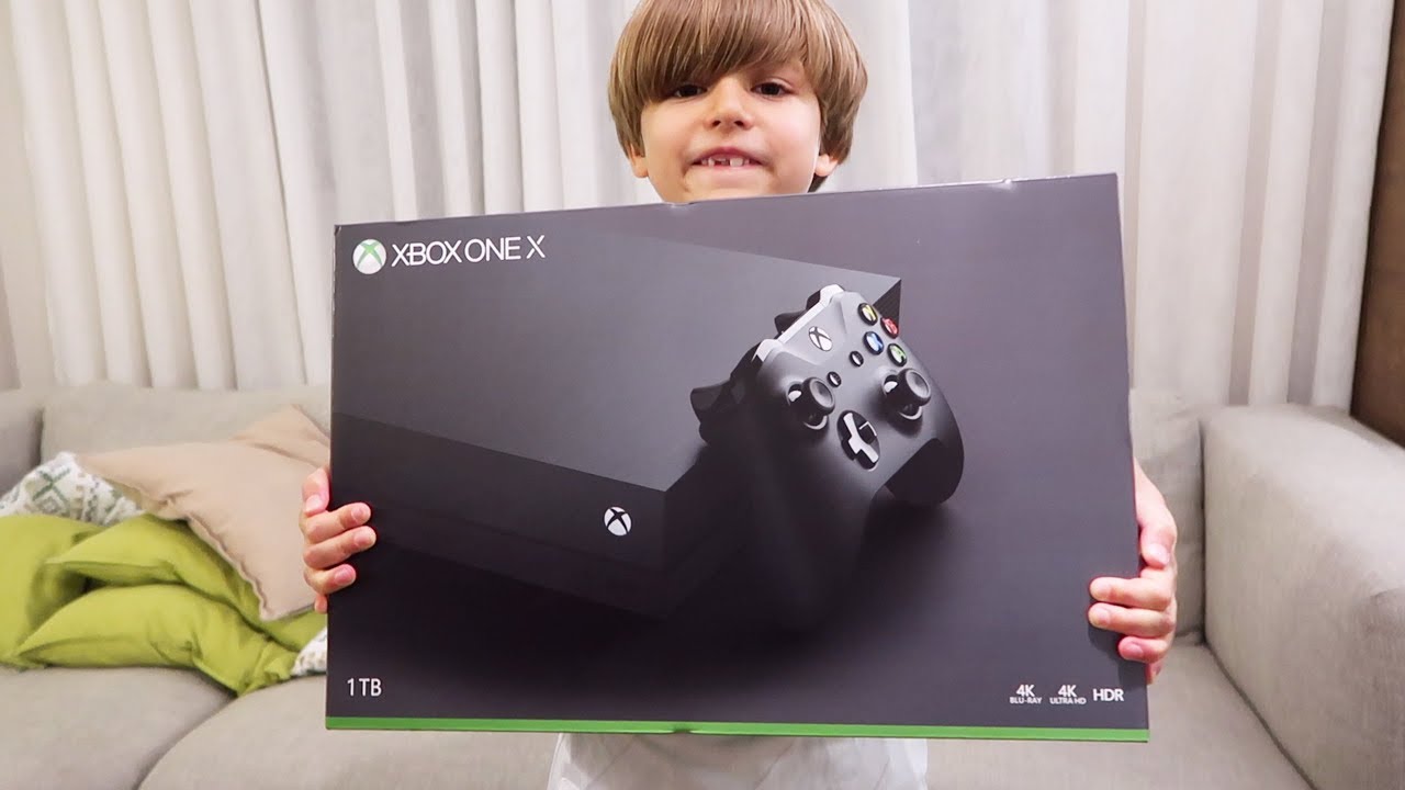 Получаю новую игровую консоль Xbox One X!!! 4K