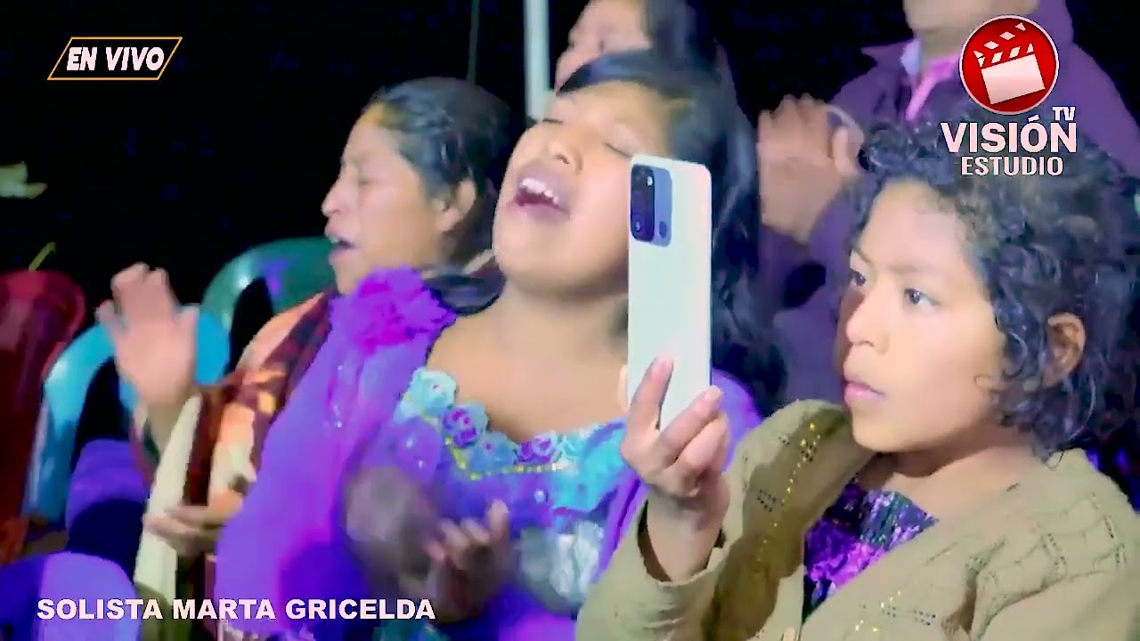 Solista Marta Griselda feat Con Apocalipsis  //Los que con lagrimas sembraron// en vivo