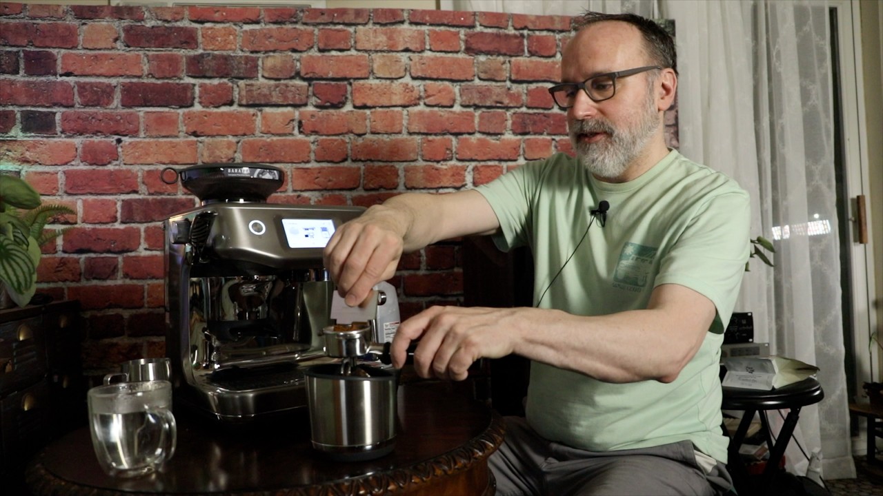 Breville Barista Touch Impress: Flat White First Thing in the Whee Morning Hours Before Work #coffee