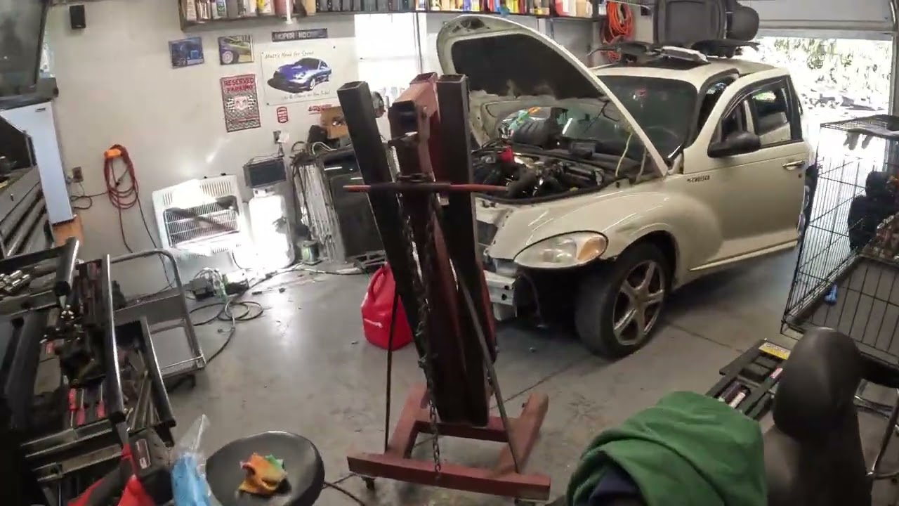 Устранение течи в топливном трубопроводе моторного отсека SRT4 Neon Pt Cruiser