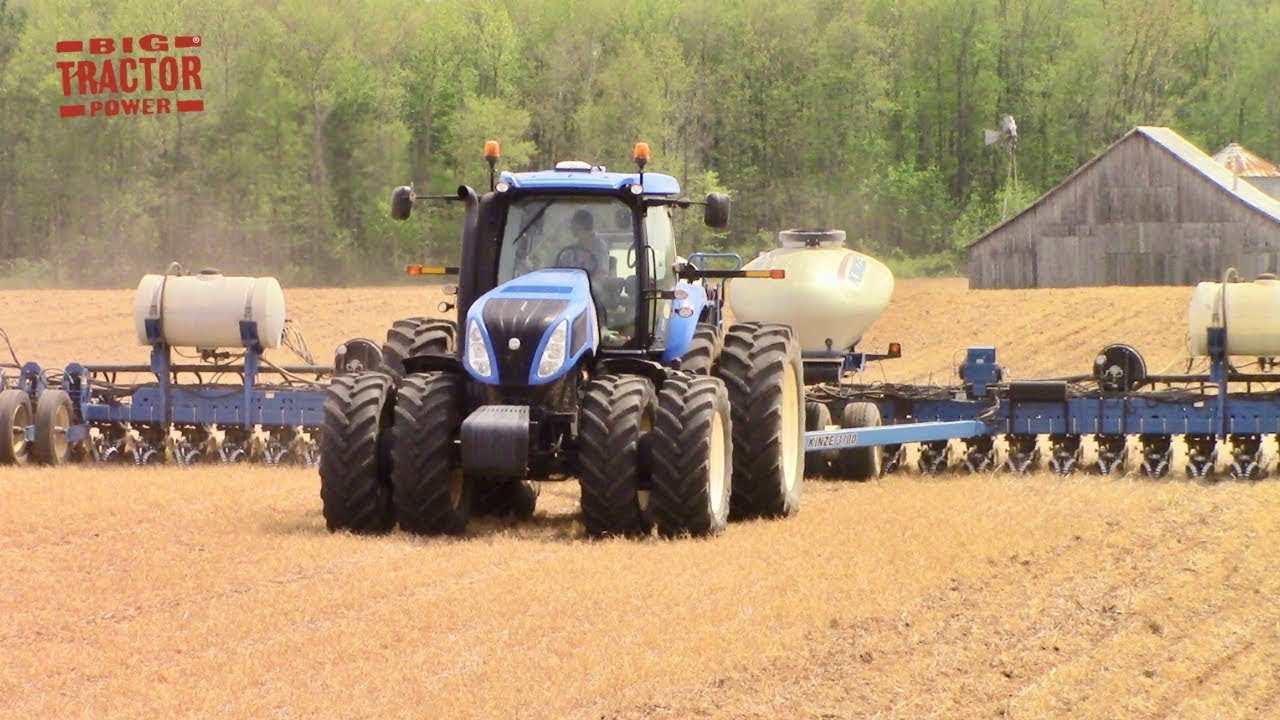 New Holland T8.390 Genesis Tractor & Kinze 36 Row Corn Planter