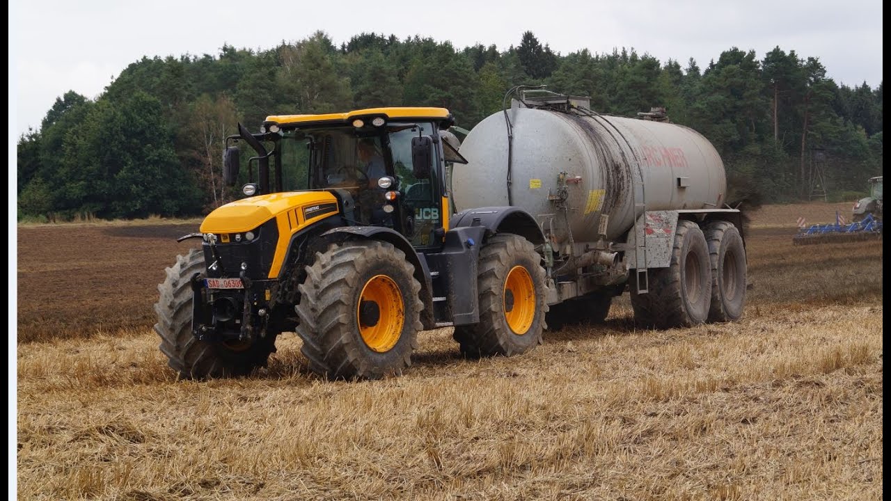 JCB Fasttrac 4220+Fendt 824 Vario beim Gülle ausbringen