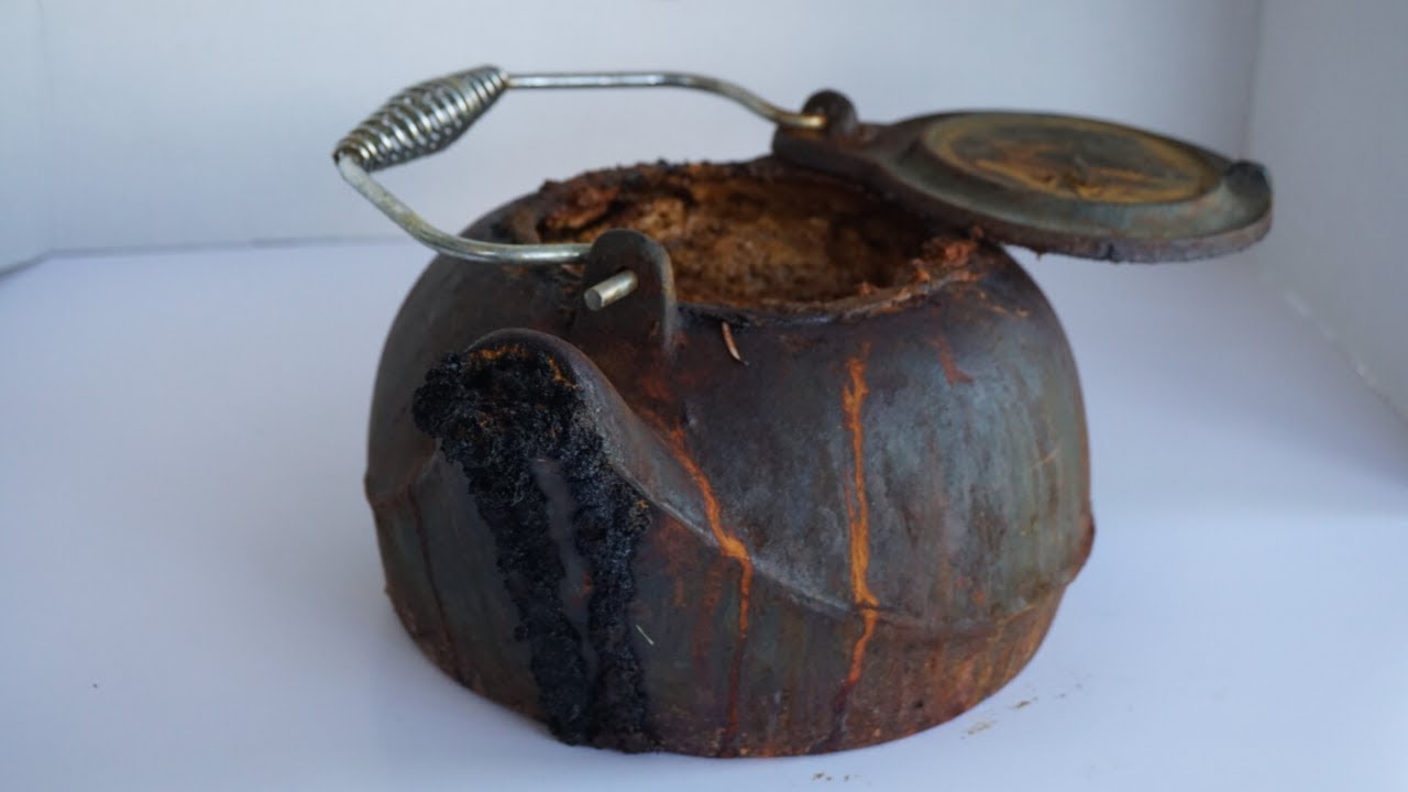 Cast Iron Kettle Teapot - Restoration and Seasoning