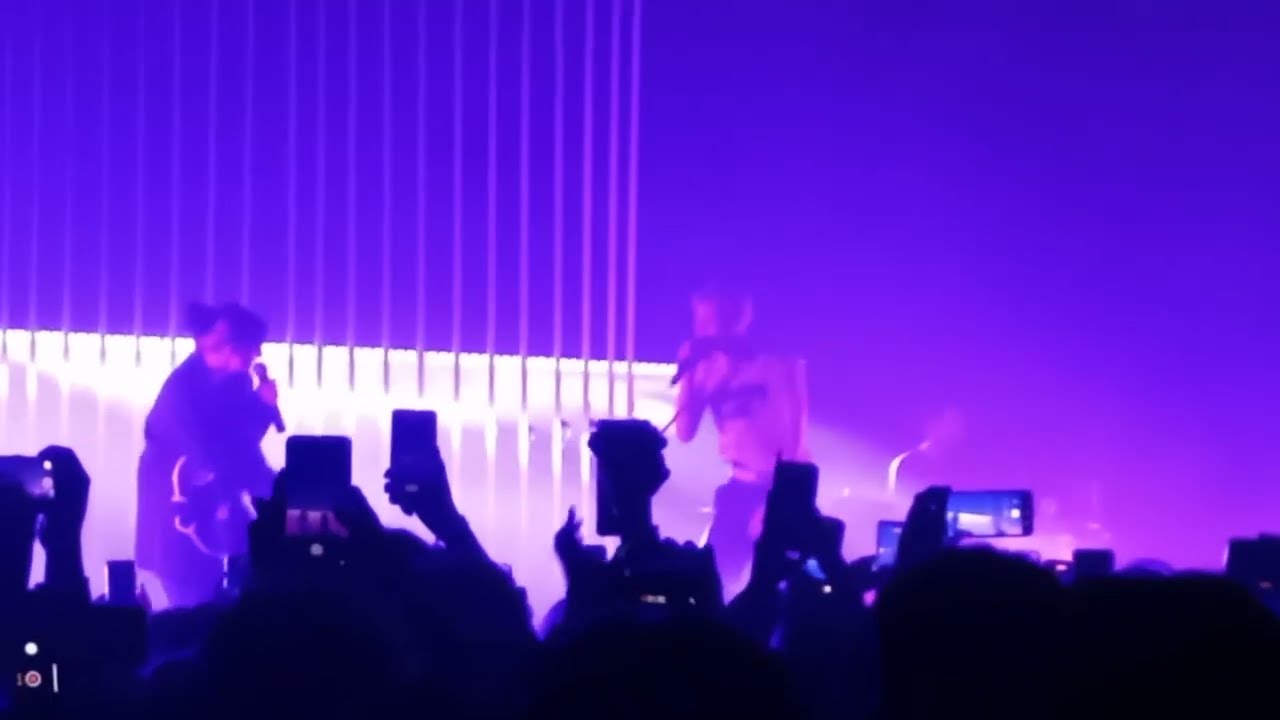 Kiwi & Jann duo singing in polish - Widzę cię (Warszawa, 07.12.2023)