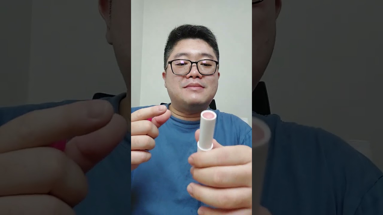Host Live Streaming Test Selling Beauty Product TikTok Shop Live