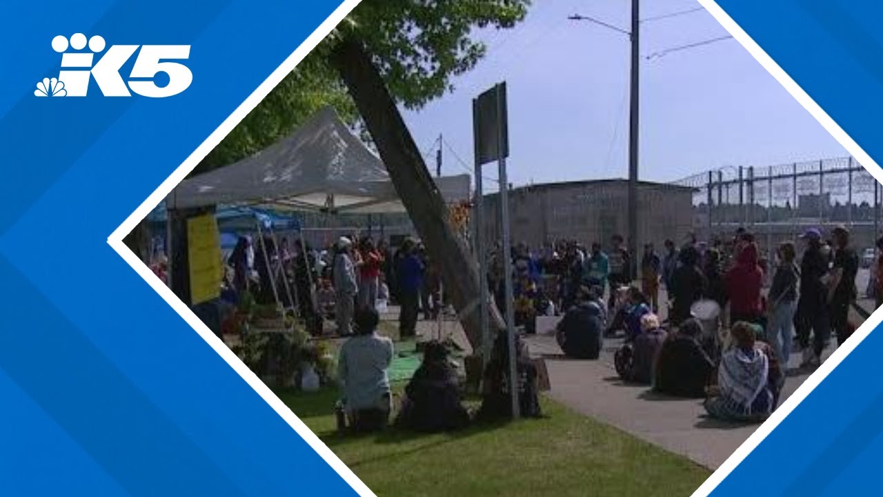 Protesters rally for release of 2 Filipino women at Tacoma detention center