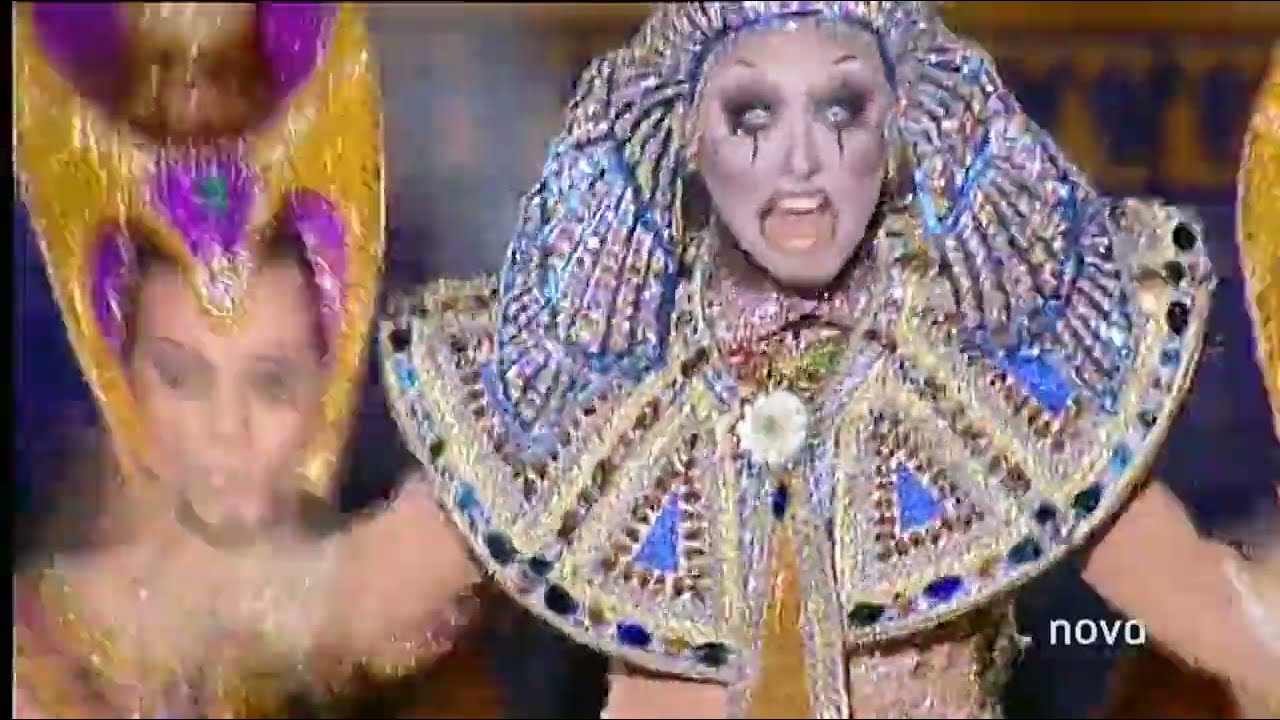 2) Drag Sethlas (Gala Drag Queen Las Palmas 2015)