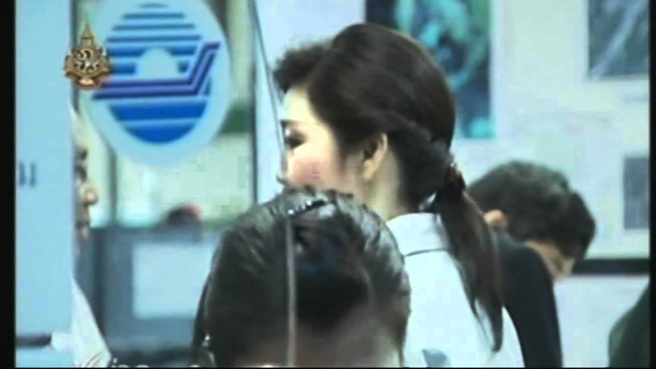 Flood waters threaten heart of Bangkok