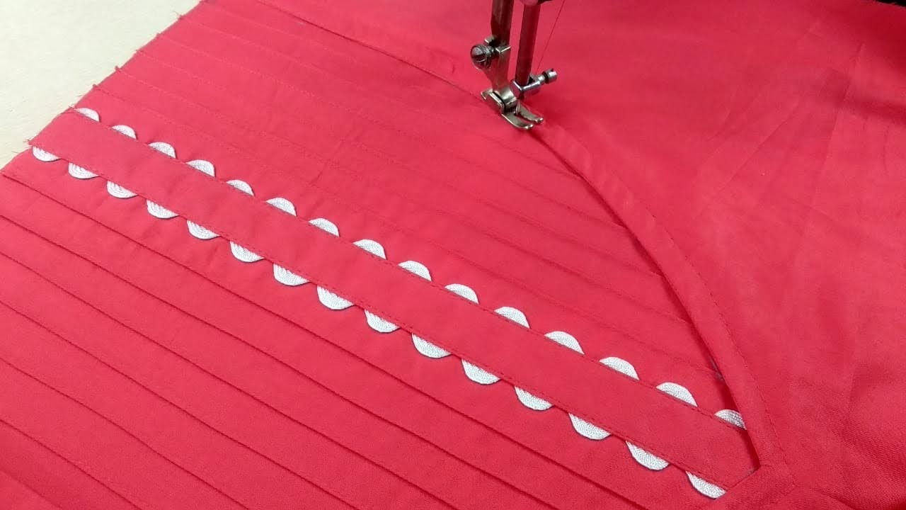 Pintucks और Lace के साथ बनाएं Neck का सबसे खूबसूरत डिज़ाइन | Reet Sewing Crafts