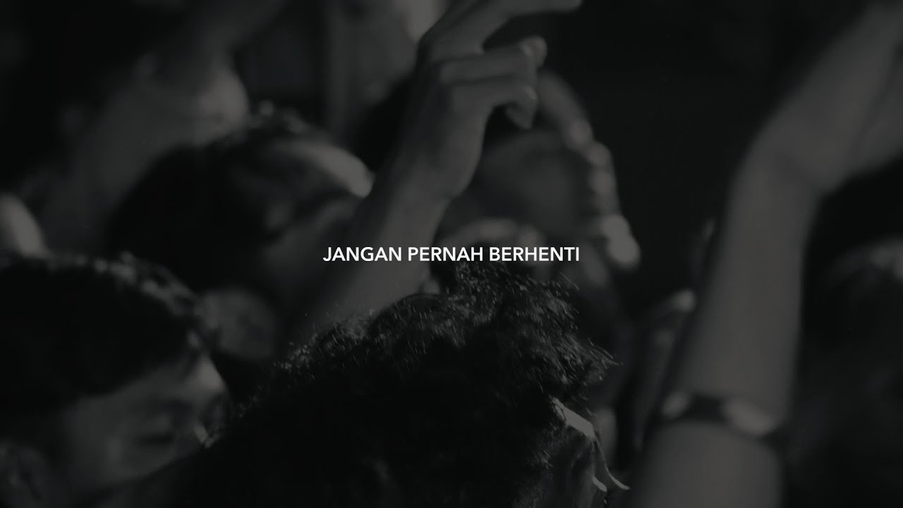Topi Jerami - Jangan Pernah Berhenti (Official Music Video)