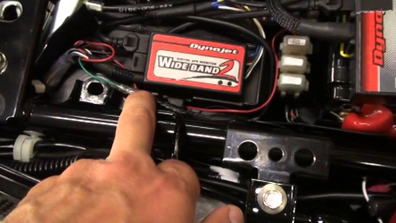 ПОСМОТРИТЕ ЭТО ВИДЕО: Установка Honda Grom WideBand 2 WBC2, часть 2, артикул 15-7023. Отличные ни...
