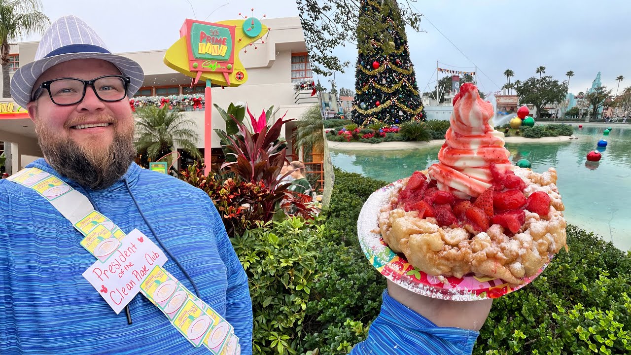 Disney's Hollywood Studios | 50's Prime Time Cafe & Christmas Crowd Levels | Walt Disney World 2023