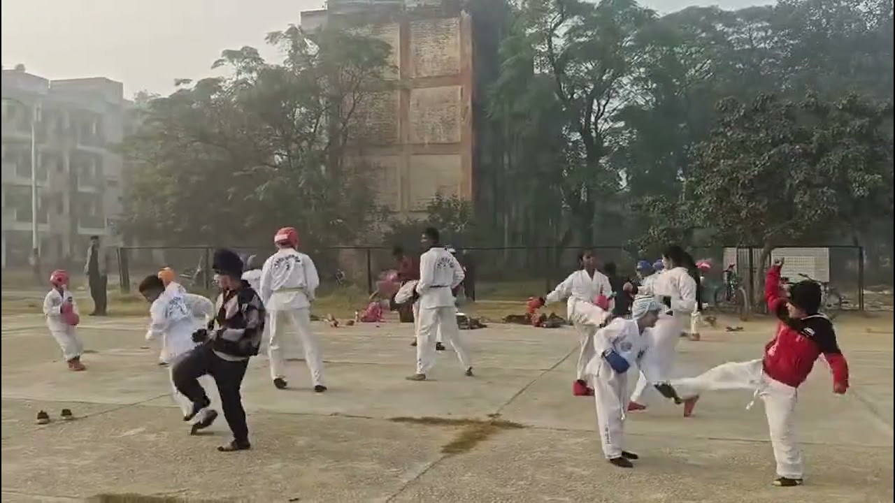 मेरे पेज को फोलो  कर दो