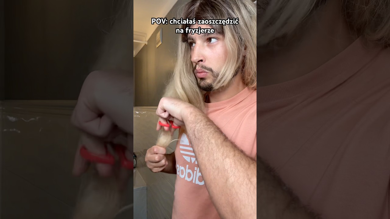 Ja tylko wyr&oacute;wnam końc&oacute;wki&hellip; 😳 #monia #fryzura #fryzjer #parodia #krisbringsfun