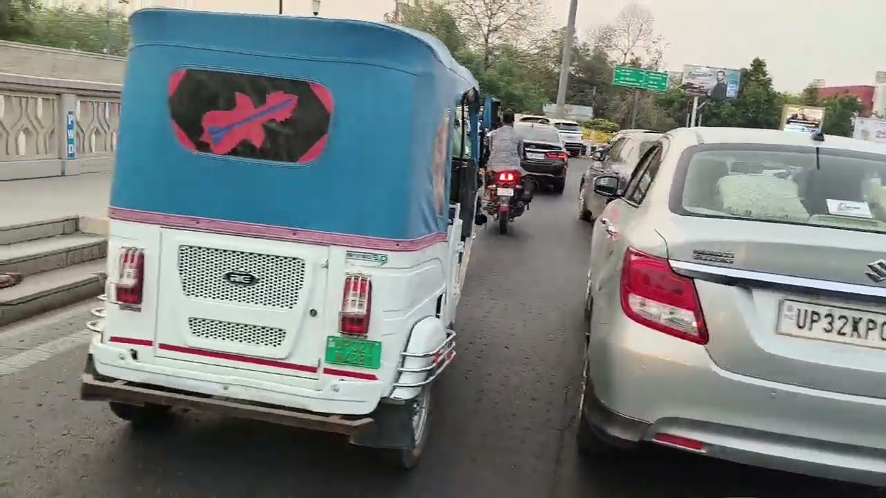 Lucknow mein Job ka Pehla Din – Nayi Journey ki Shuruaat@rishi091