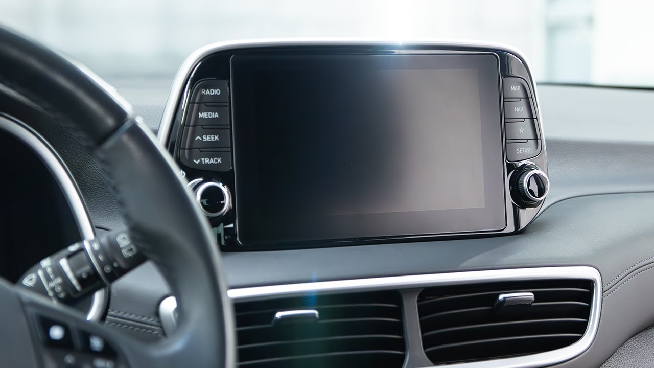 Jak wyjąć wyświetlacz/radio z Hyundai Tucson 2015–2020 – instrukcja demontażu | Fabryczne.pl