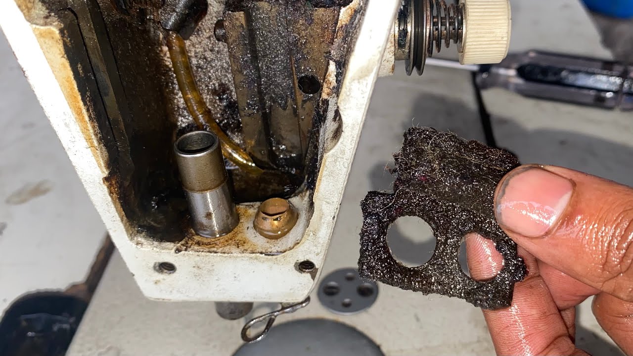 Machine Oil De Rahi He|Oil Problems Sewing Machine