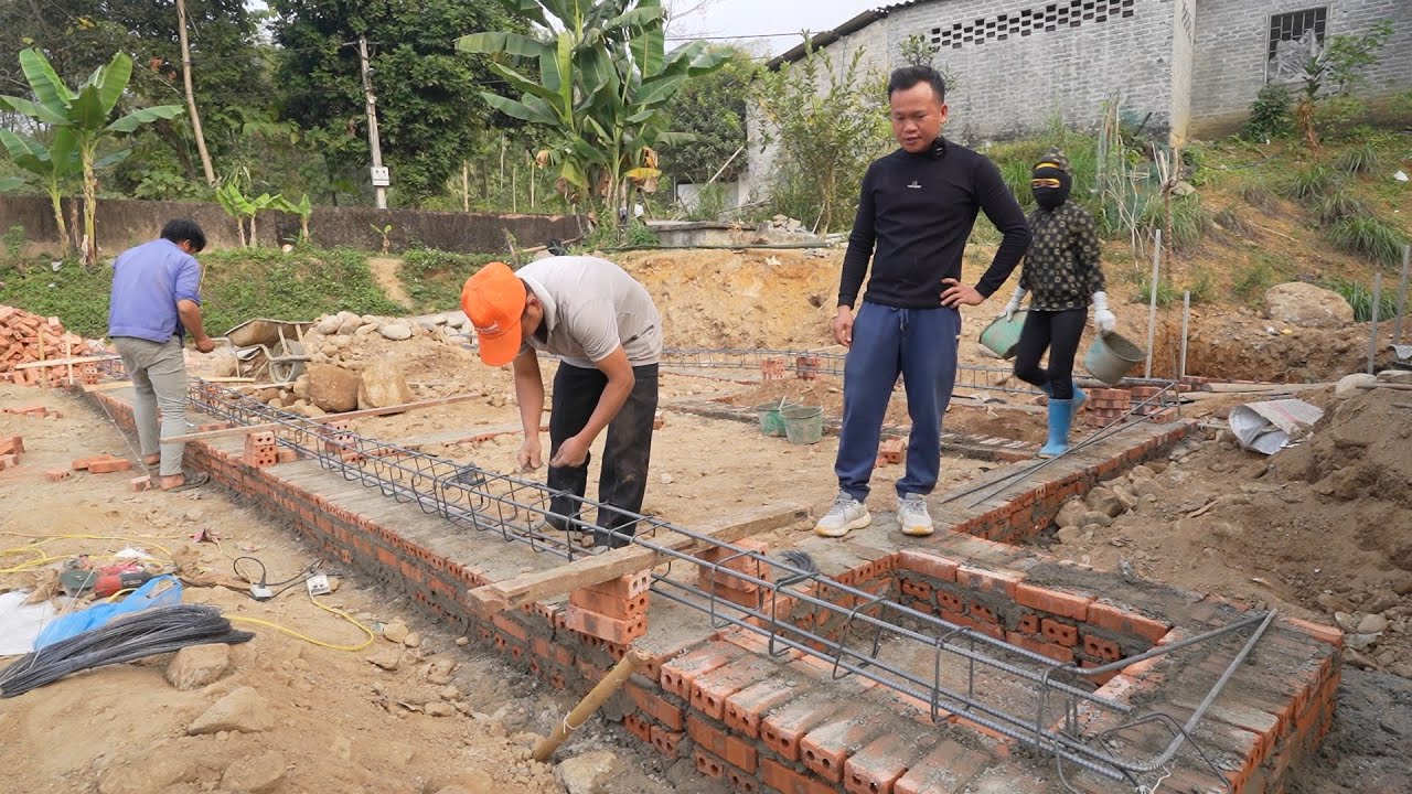 Chị em Sai Đôi(T5)|Xây xong móng thợ bắt đầu làm sắt dầm- Quay về xem thịt gác bếp chuẩn bị hàng tết