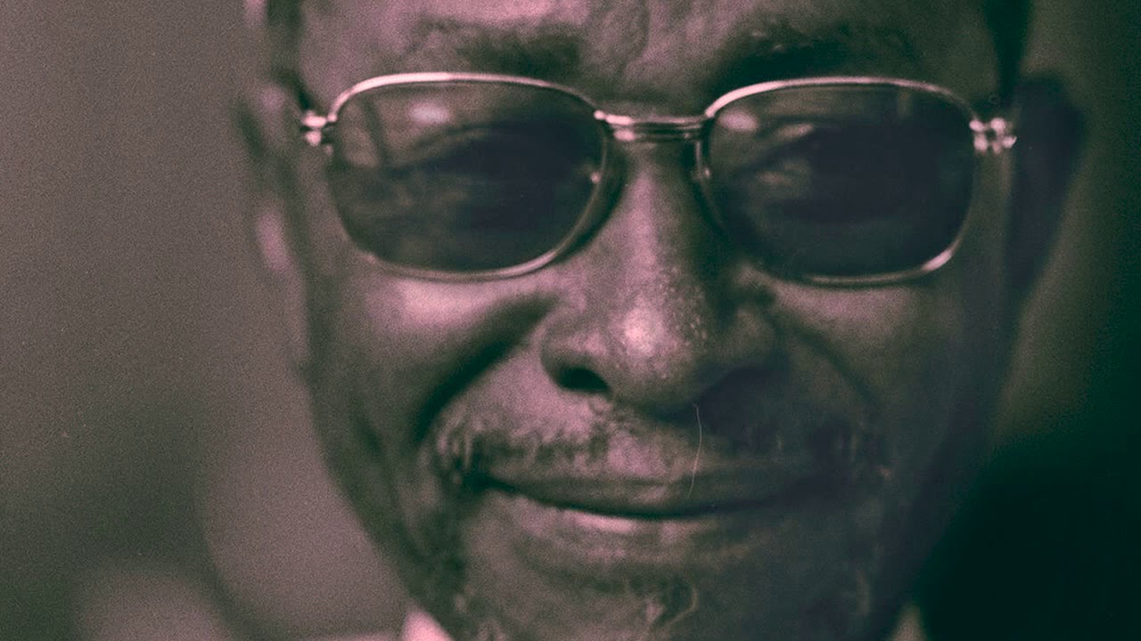 Amadou HAMPATÉ BÂ — Une Vie, une Œuvre : 1901-1991 (France Culture, 2001)