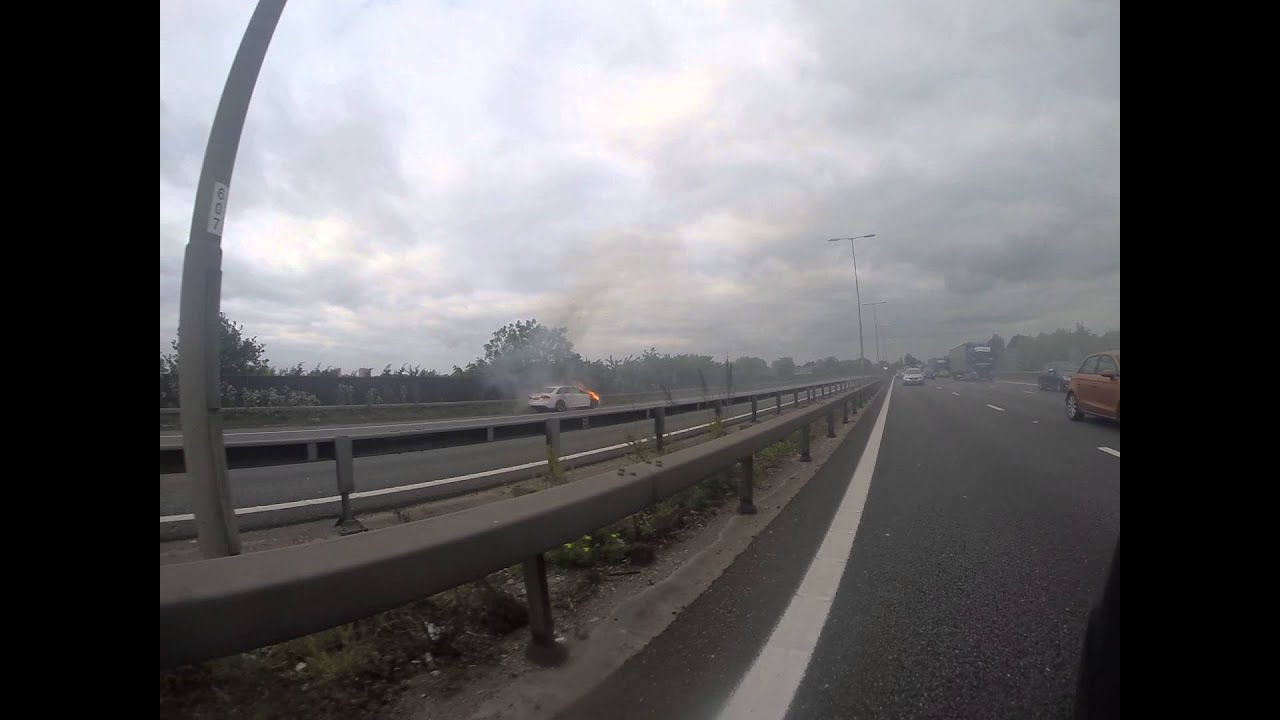 M25 Audi on Fire