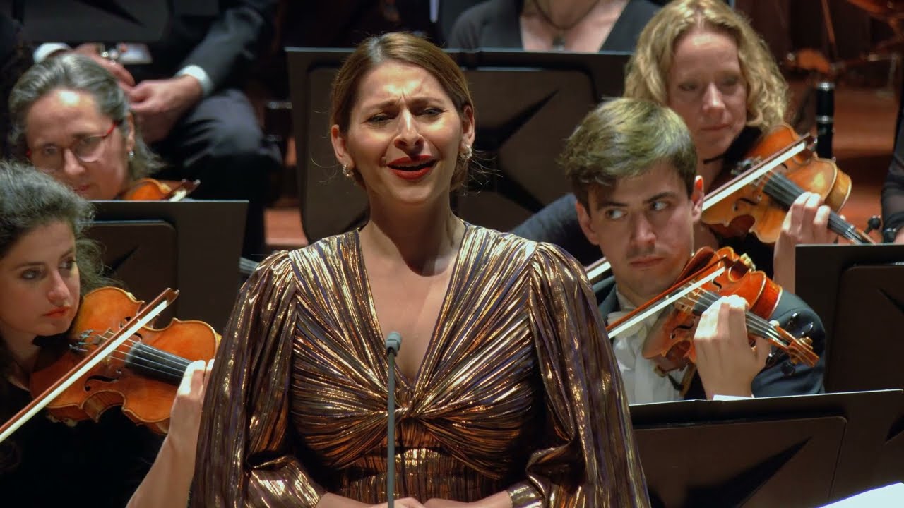 Bella Adamova, mezzo-soprano - Urlicht - Lieder aus 'Des Knaben Wunderhorn' - Gustav Mahler