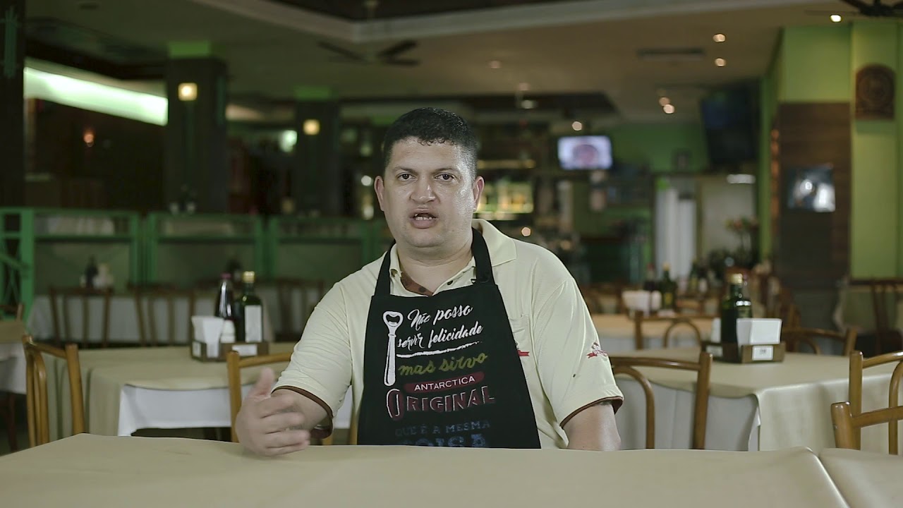 Carlos - Copeiro Bar do Beto
