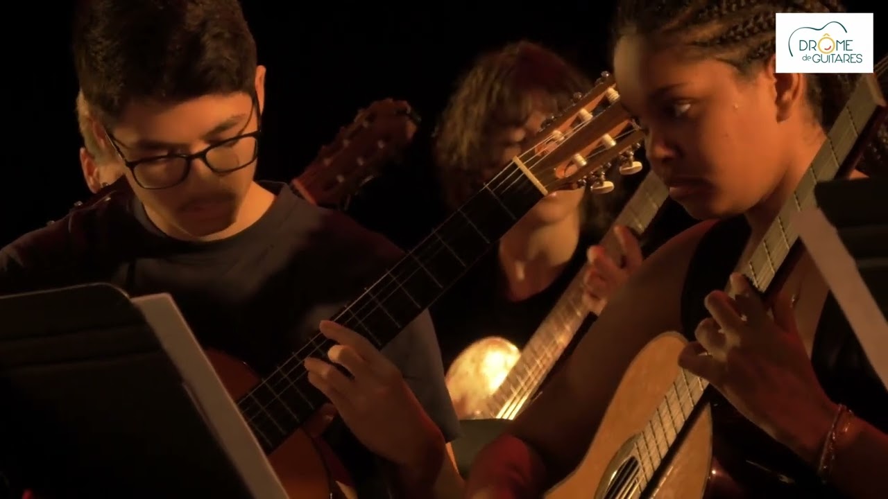 Trois Mouvements Continus  -  Francis Kleynjans