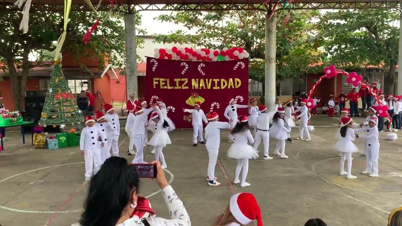 Coreografía de navidad  imagina #no tengo derechos de música