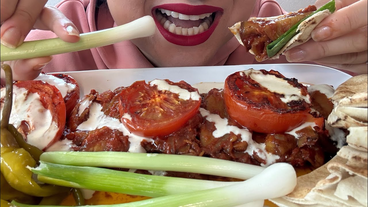 Mukbang| موکبانگ گوجه بادمجان با پیازچه و فلفل تند