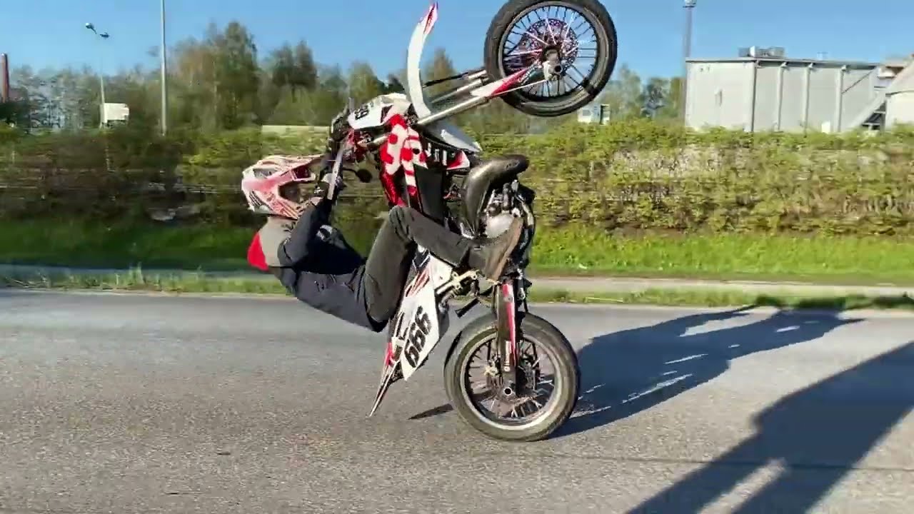 husse lipalle ja 77br derbi solmuun