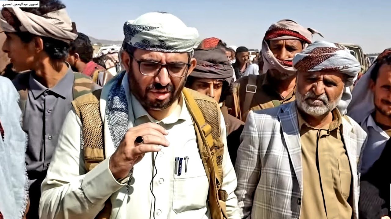 تشييع جنازة كوكبة من شهداء قبيلة مراد مذحج بمقبرة الشهداء في مدينة مأرب اليمن