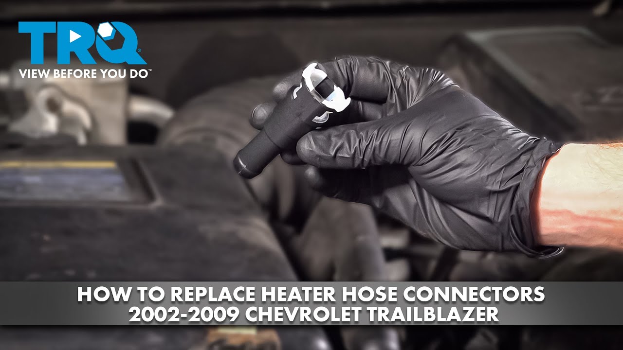 Как заменить соединители шланга отопителя на Chevrolet Trailblazer 2002-2009 годов