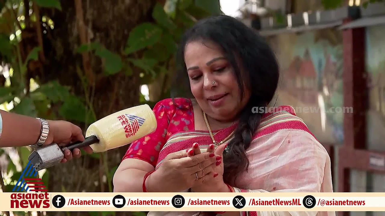 20 ഇടത് സ്ഥാനാർഥികളുടെ പേര് മൈലാഞ്ചിയിട്ട് ശോഭന ജോർജ്ജ്