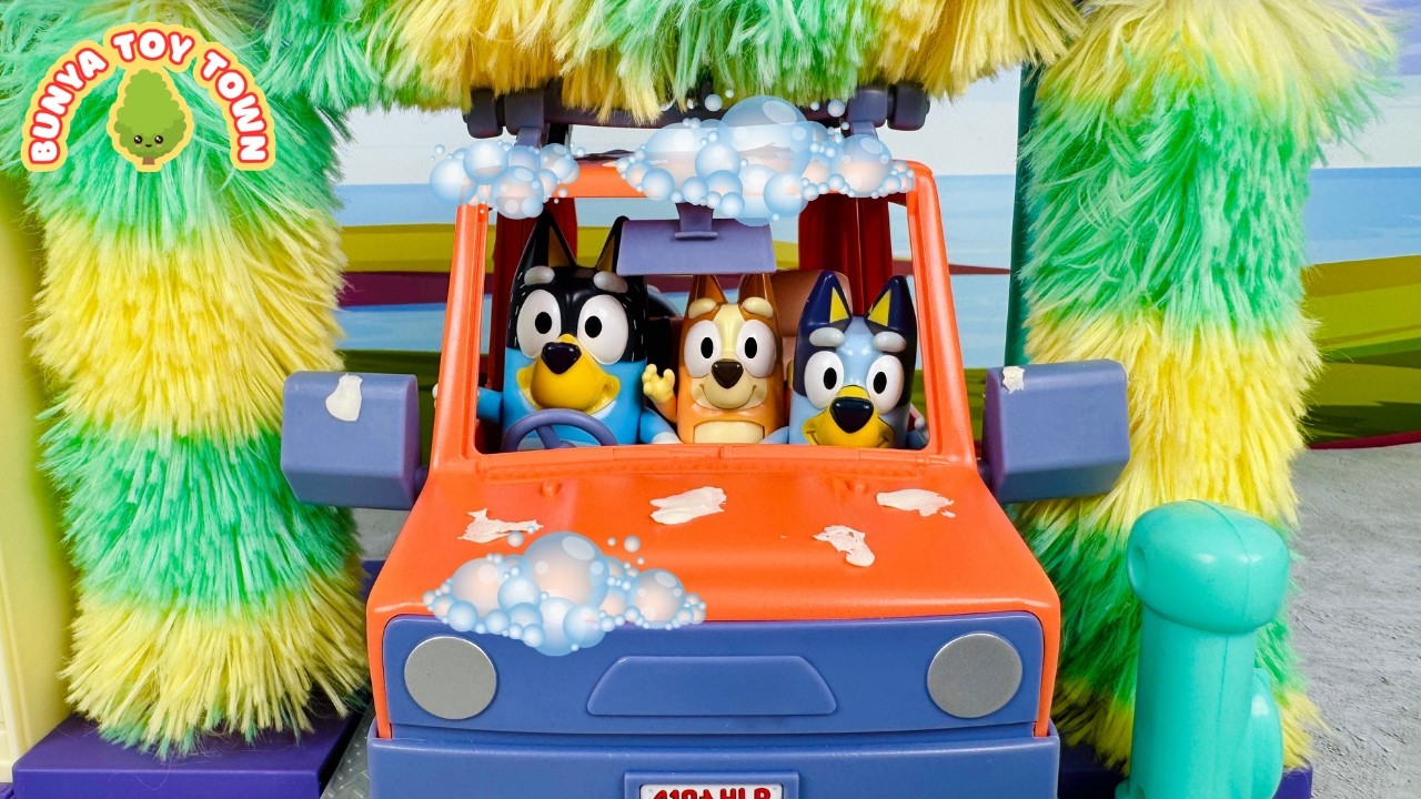 Bluey Goes to the Car Wash | Pretend Play with Bluey Toys