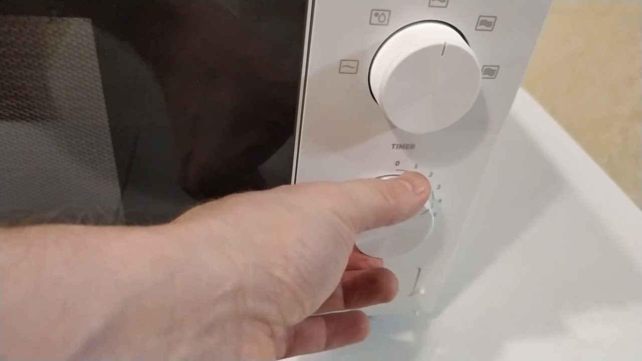 Видеообзор микроволновой печи Hisense H20MOWP1