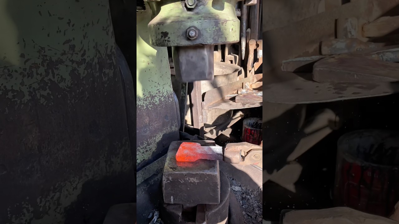 Amazing Iron Work Using hammer 