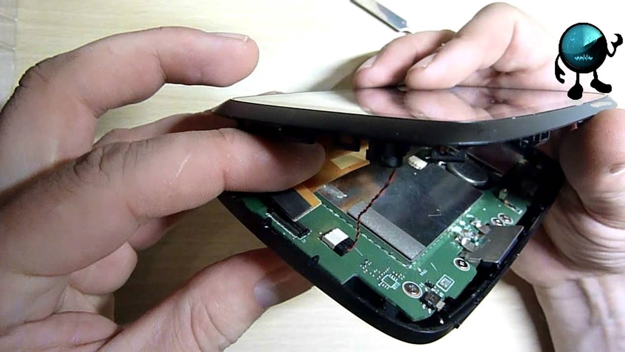 TomTom Go 5000 LCD Screen And Touch Screen Replacement Instructions
