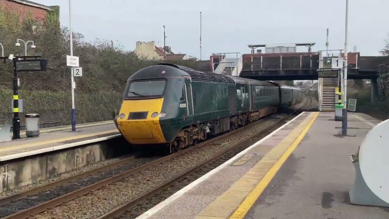 Trains at Parson Street + HST 17/2/26